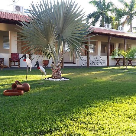 Tuiuiu Park Hotel Rinopolis Exterior photo
